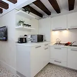 Alberto In Apartamento